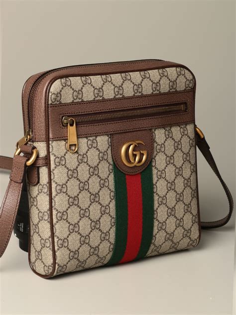 bolsos gucci hombre precios|Bolsos de Lujo para Hombre: Bolsos de Piel .